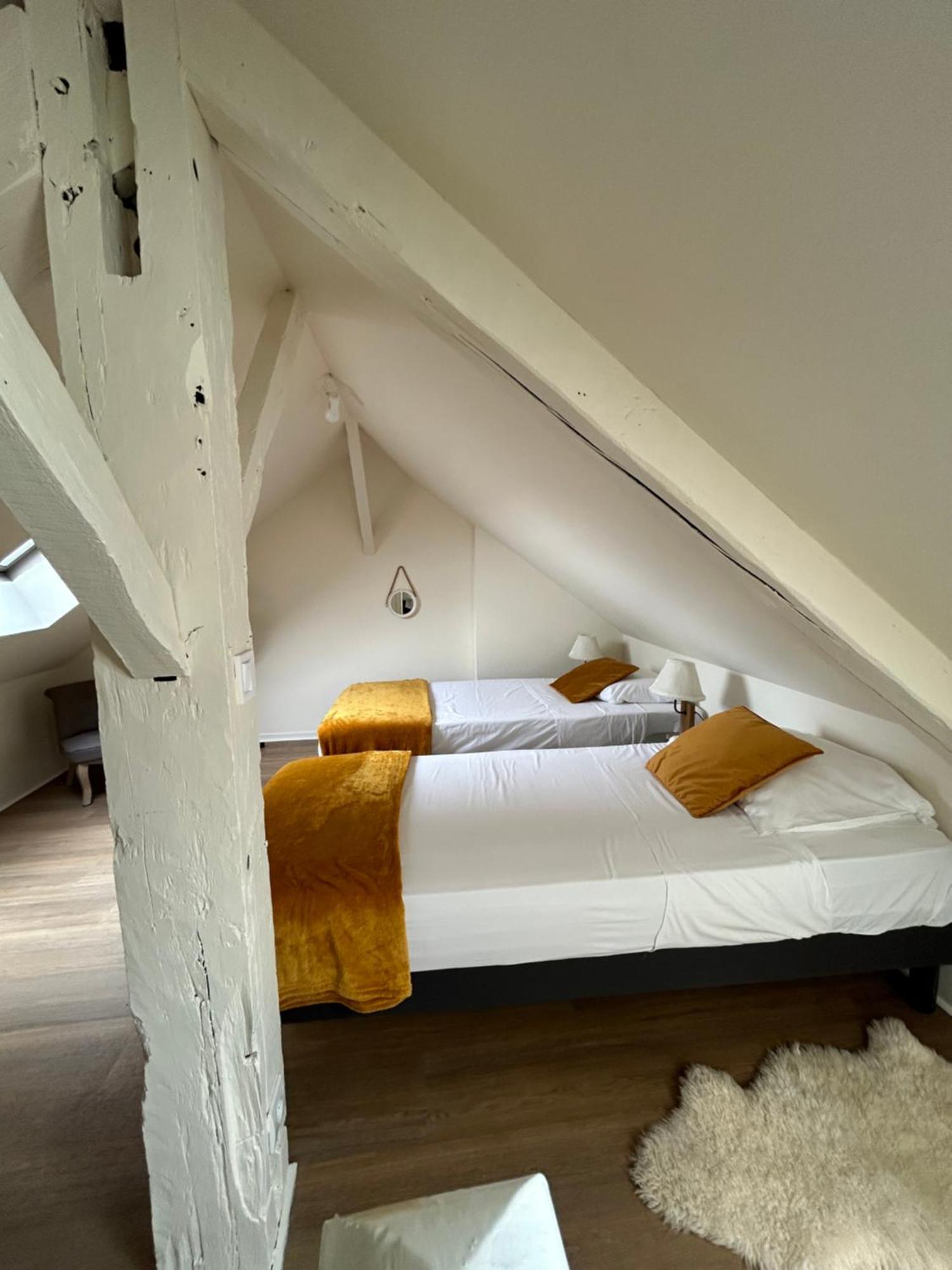 Le Duplex Ou L'Appart D'Agnes" Honfleur Eksteriør billede
